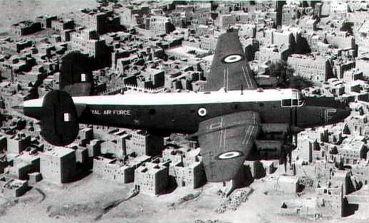 A 204 Sqn Shackleton Mk2 in the Middle East
